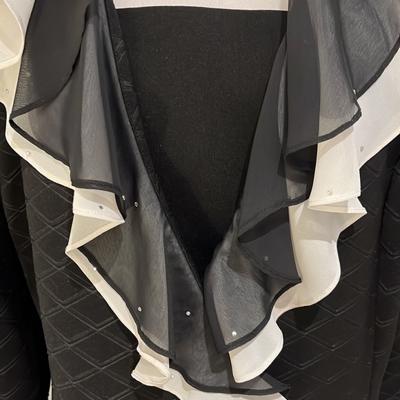 Donna Vinci Vintage Over Size Ruffled Black Blazer - Picture 7 of 17